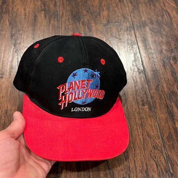 VTG Planet Hollywood Cap 100% Cotton Blk and red made in Taiwan EUC London